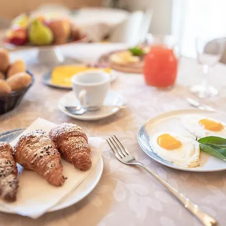 Alojamento de Acomodação e Pequeno-almoço Il Sogno Campolongo